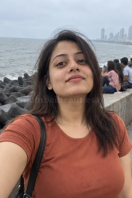 Kirti, 23, Indian Girl call girl in Mumbai, photo 3 of 3
