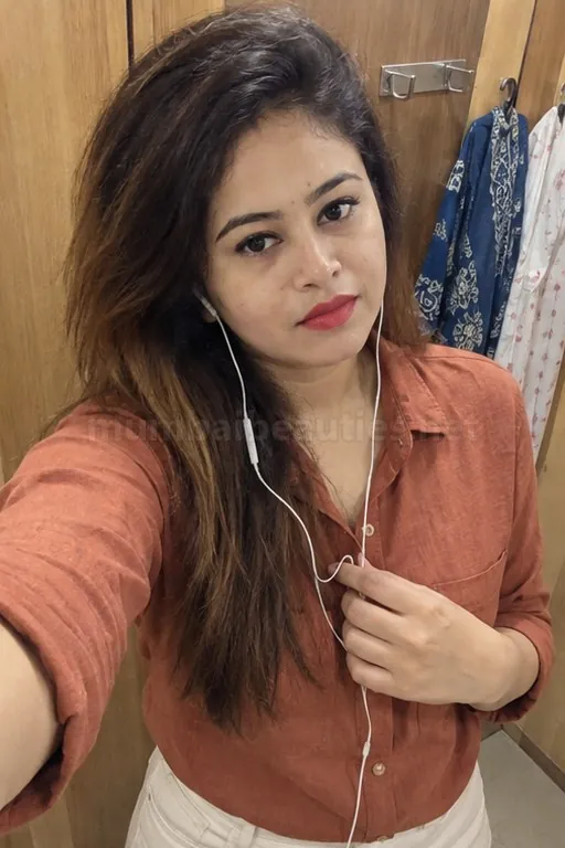 Mihika, 23, VIP Escort call girl in Mumbai, photo 3 of 3