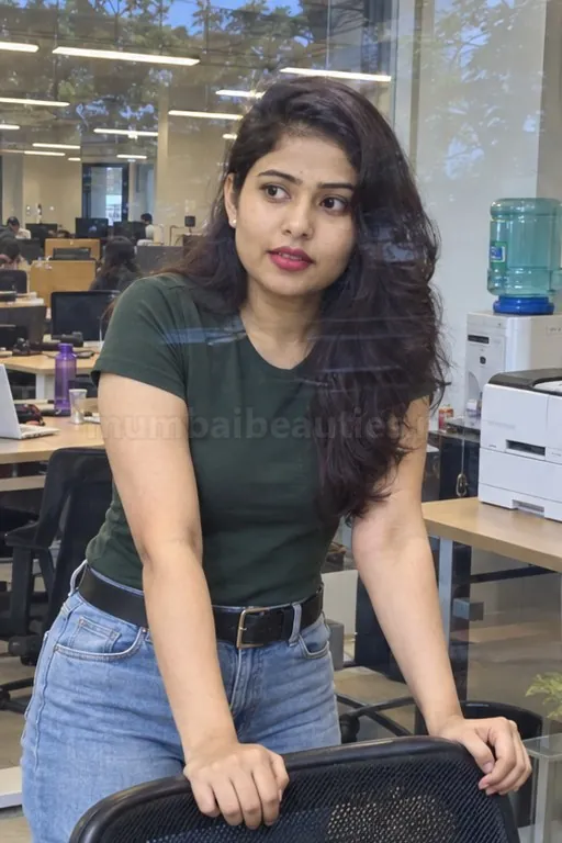 Nandini, 26, High-Profile call girl in Mumbai