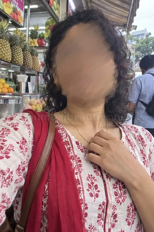 Ritu, 33, Bengali Housewife call girl in Mumbai
