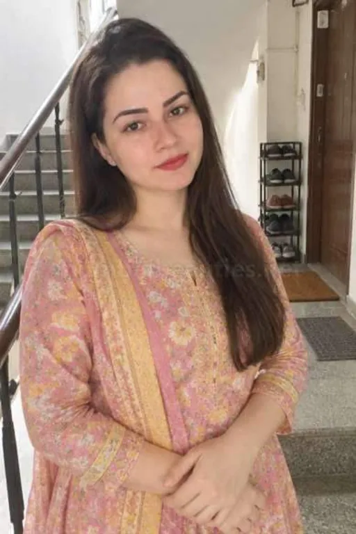 Dassy, 21, Russian Beauty call girl in Mumbai, photo 2 of 4