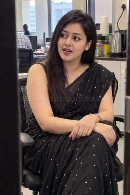 Meera, 23, Curvy Indian call girl in Mumbai