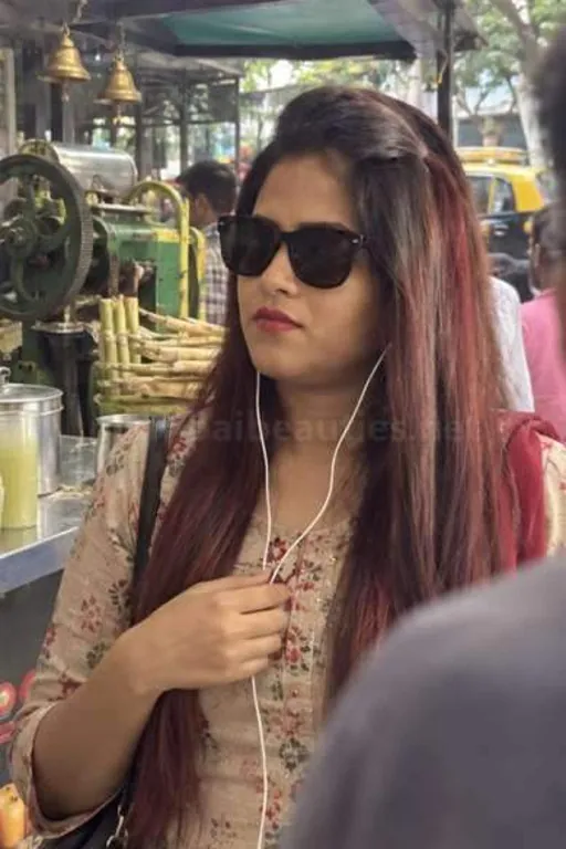 Rekha, 25, South Indian call girl in Mumbai, photo 3 of 3
